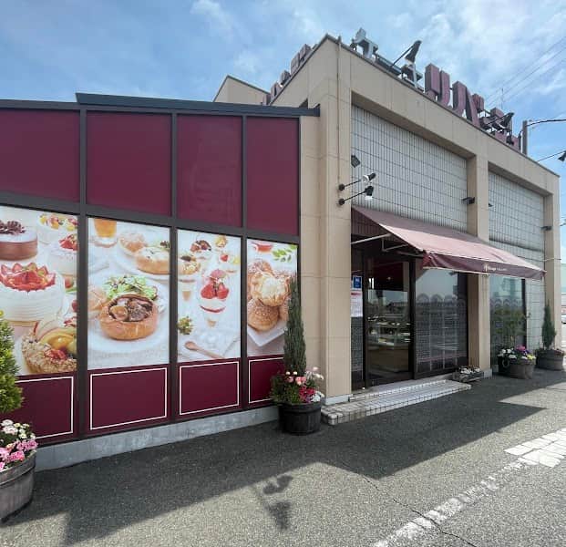 リバージュ 鳳店の店内風景