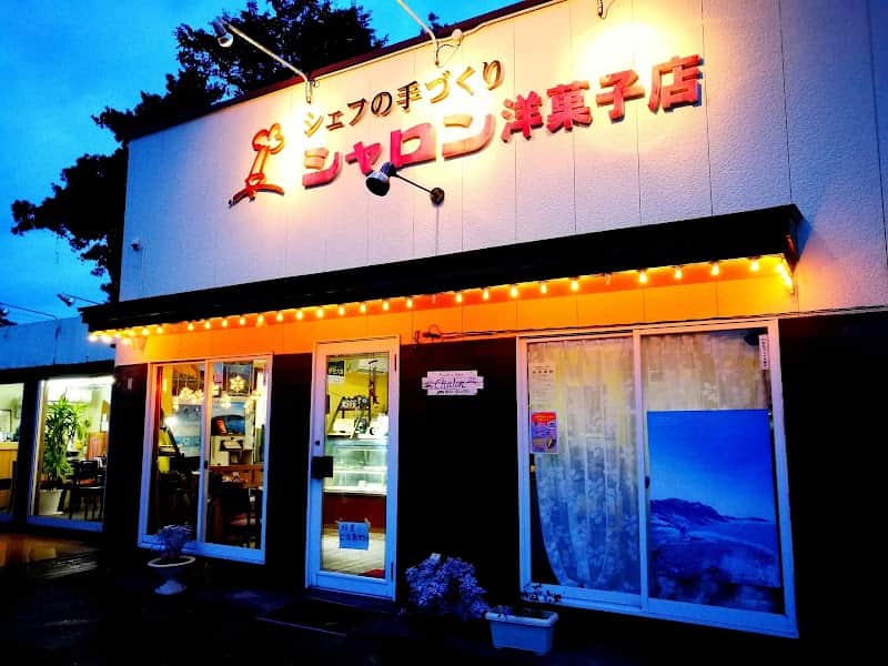 シャロン洋菓子店の店内風景