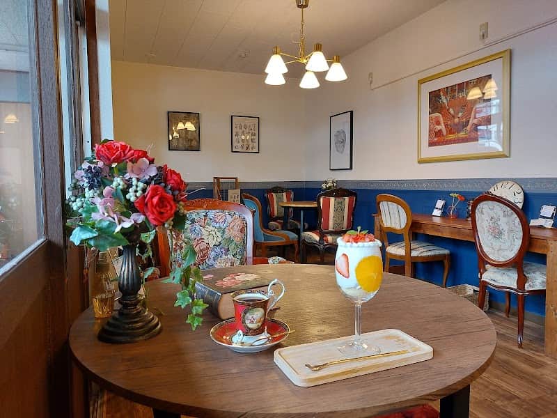 ヴィクトリアンカフェの店内風景