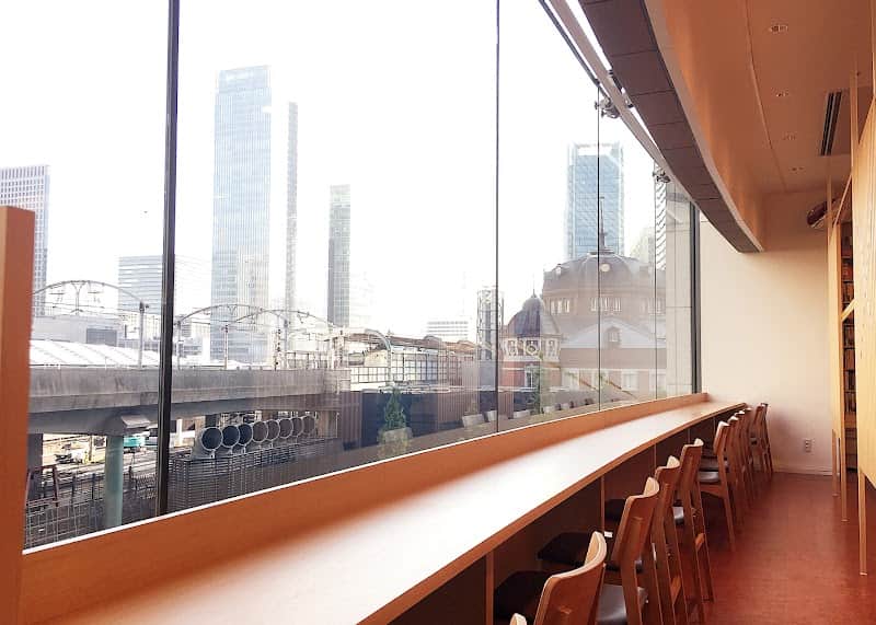 Cafe 1869 by MARUZEN 丸の内オアゾ店の店内風景