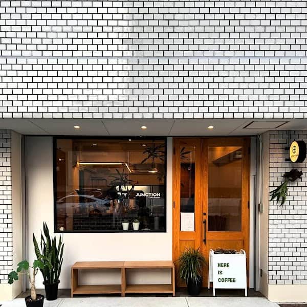 JUNCTION Coffee Roaster (Cafe & Roaster 大江店)の店内風景