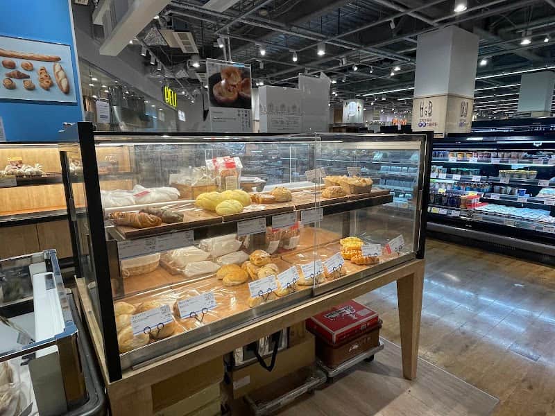 ドンクエディテ 吹田SST店の店内風景