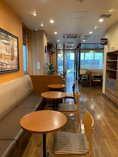 CAFE de CRIE カフェ・ド・クリエ 札幌西11丁目店の店内風景