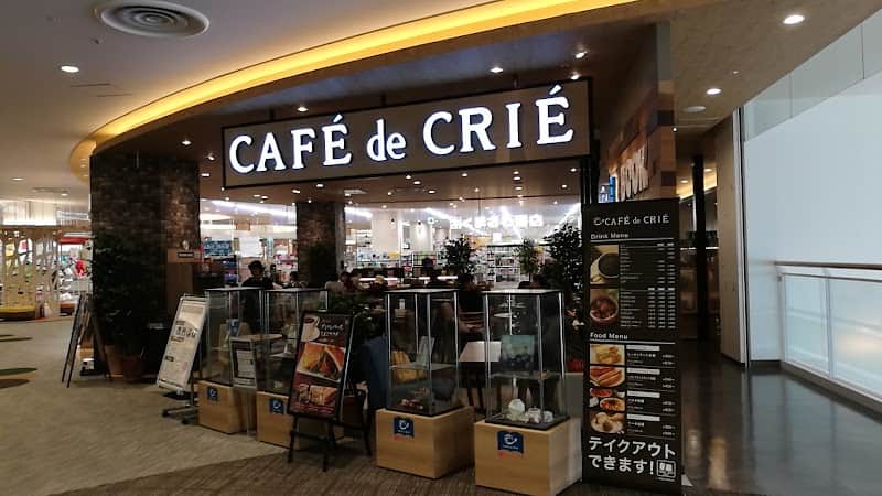 CAFE de CRIE カフェ・ド・クリエ カラフルタウン岐阜店の店内風景
