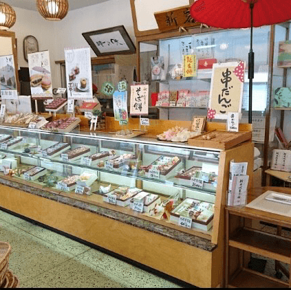 新岩城菓子舗の店内風景