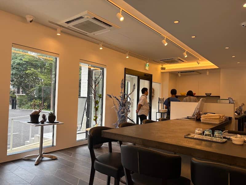葵ベーカリーカフェの店内風景