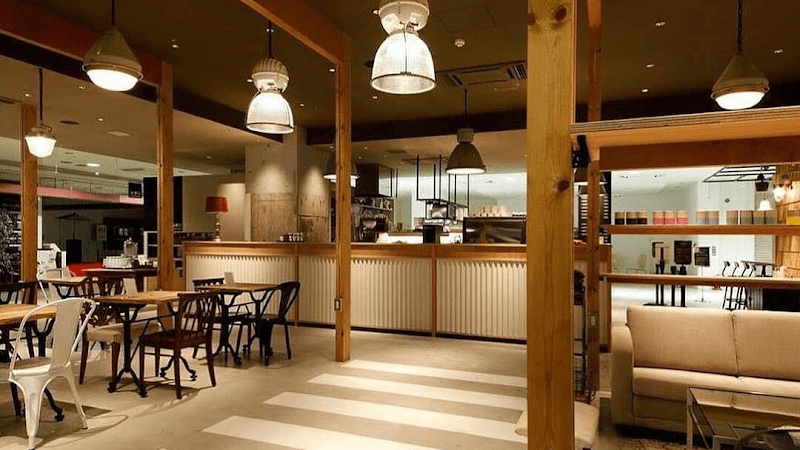 HUM&Go# Coffee and Stock 香林坊アトリオ店の店内風景