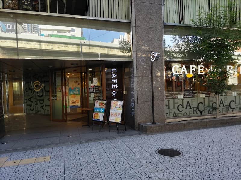 CAFE de CRIE カフェ・ド・クリエ 西本町店の店内風景
