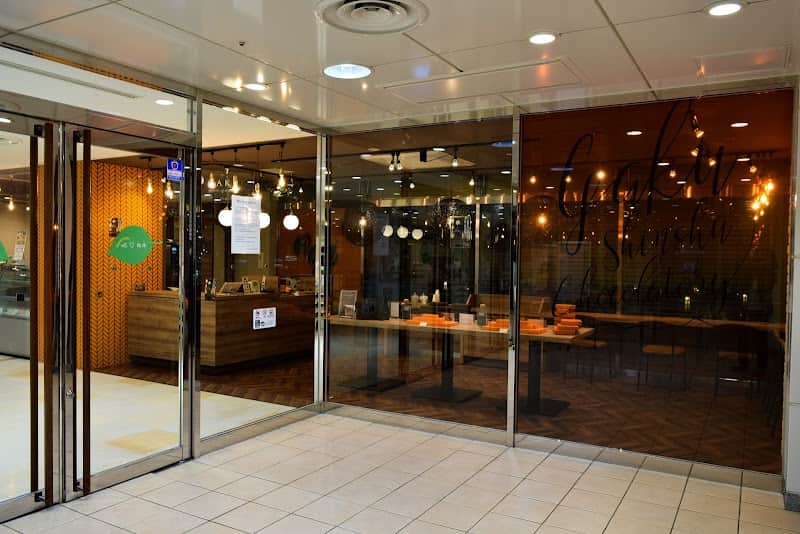 信州ショコラトリーGAKUの店内風景