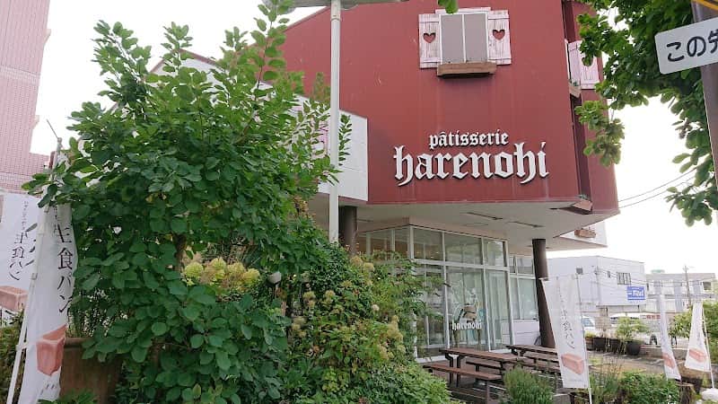 晴れの日の店内風景