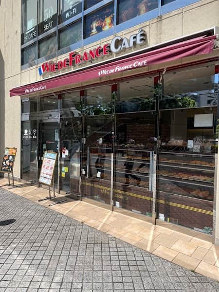 VIE DE FRANCE 検見川浜店の店内風景