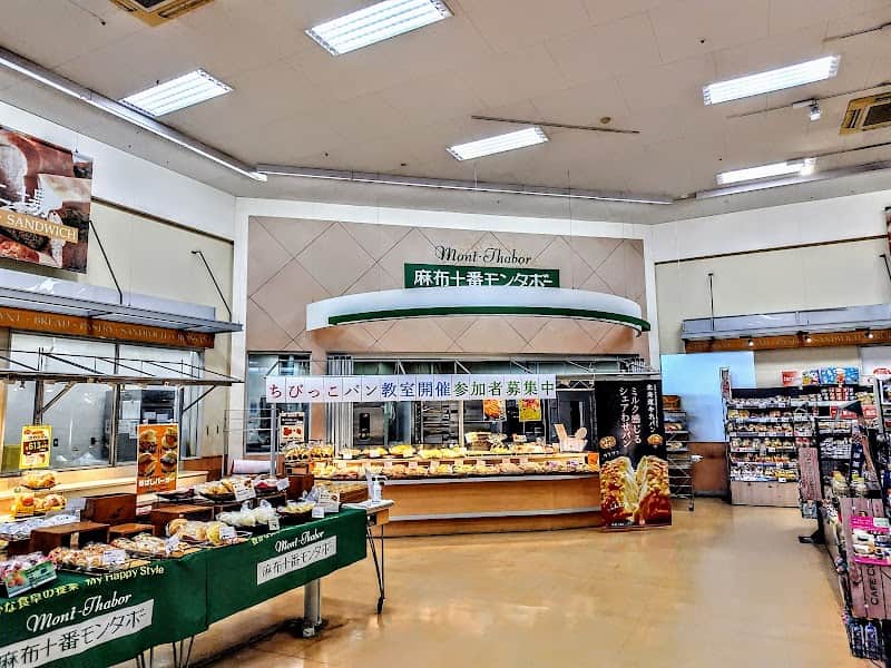 麻布十番モンタボー イオン鎌ケ谷店の店内風景