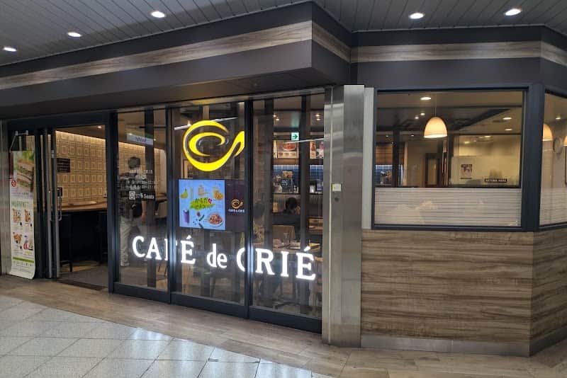 CAFE de CRIE カフェ・ド・クリエ 地下鉄今池駅店の店内風景