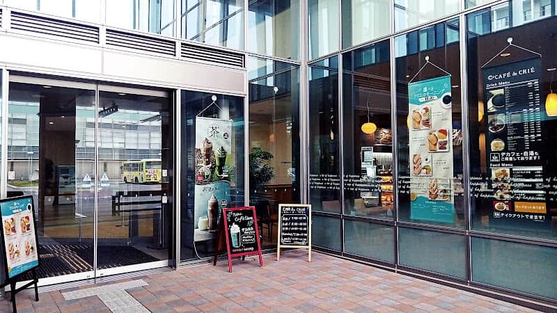 カフェ・ド・クリエ ホピタル 松江市立病院店の店内風景