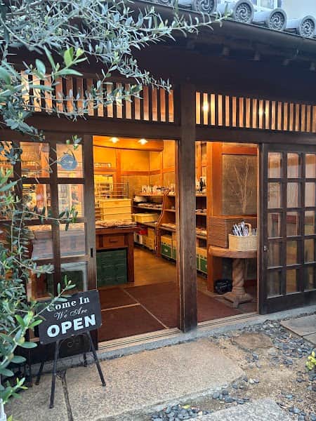 Boulangerie mugi (ブーランジェリー ムギ)の店内風景