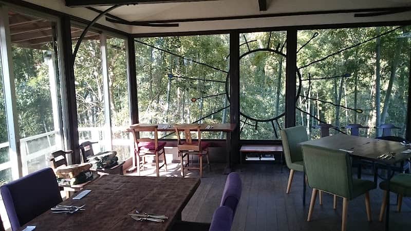 スパイスガーデンの店内風景