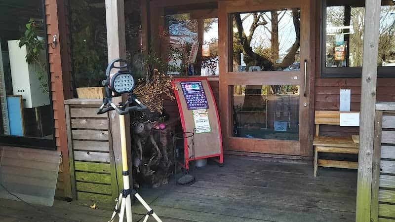 たぶの木 珈琲自家焙煎店の店内風景