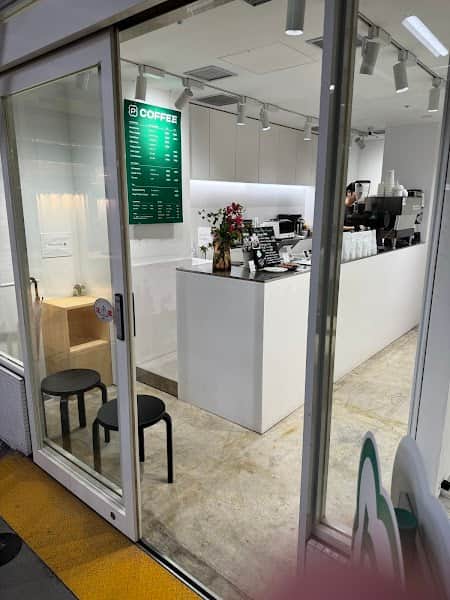 P Coffeeの店内風景