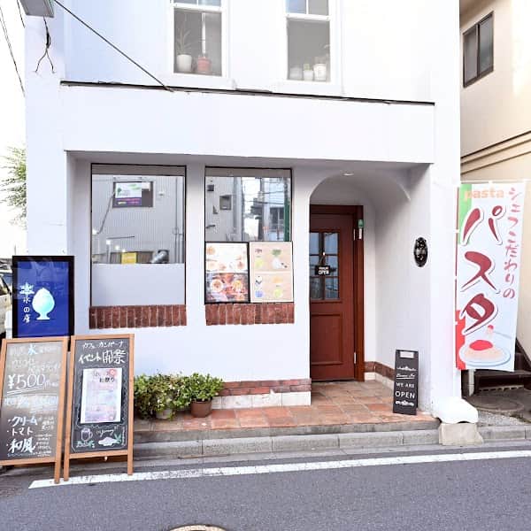 カンパーナの店内風景