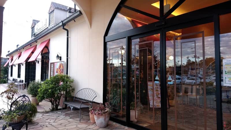 高倉町珈琲 成田店の店内風景