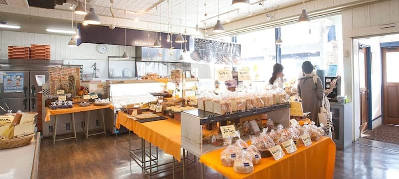 DONGURIプラス 荒尾店の店内風景