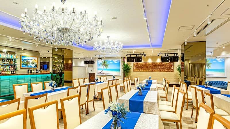 プルメリアカフェ横浜店の店内風景