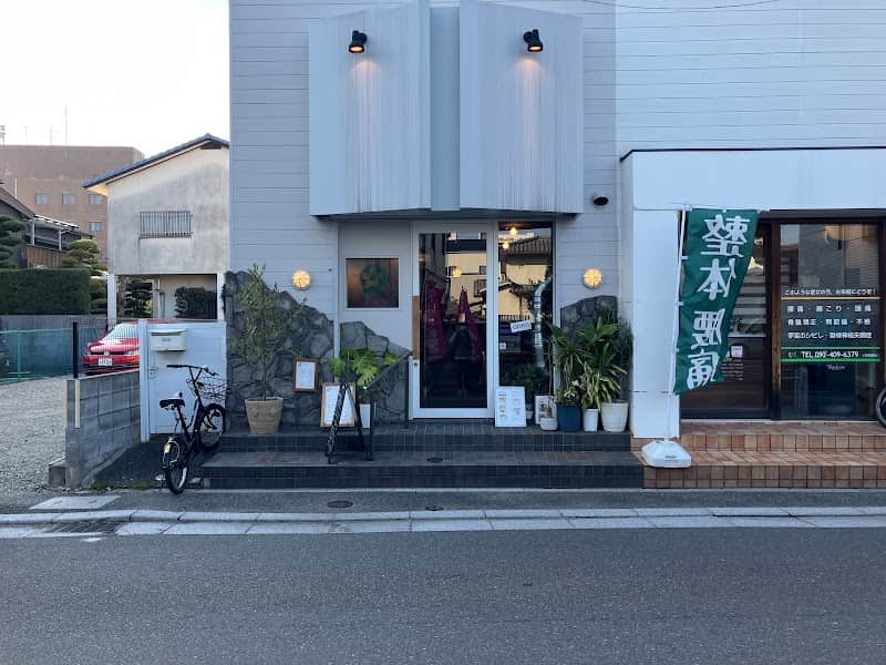 めぐりカフェの店内風景