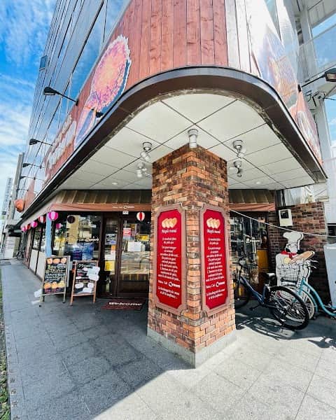ベーカリーカフェ・クラウン 立川店の店内風景