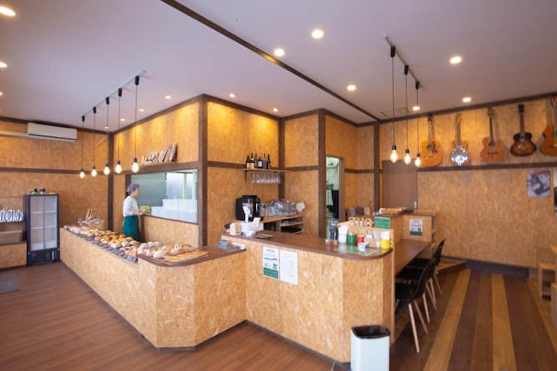 Bakery and café 3110(ベーカリーアンドカフェ サイトウ)の店内風景