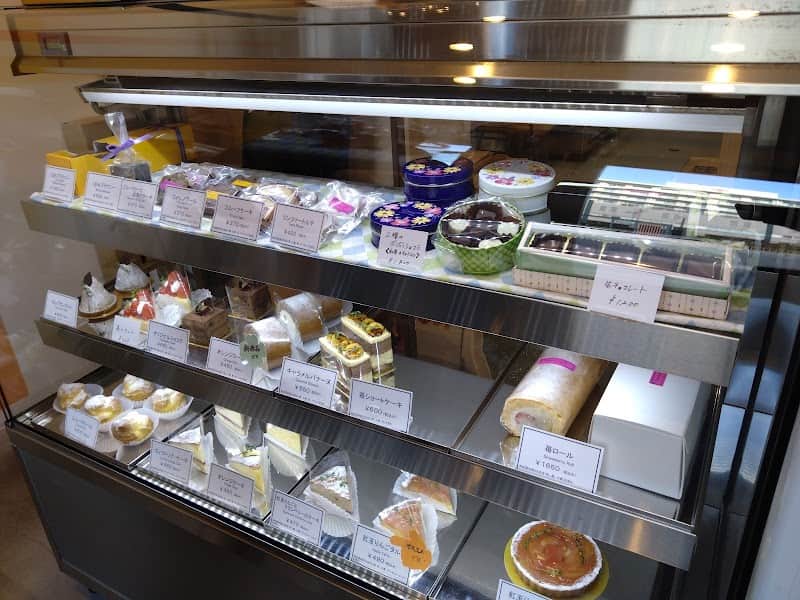 Patisserie 195の店内風景