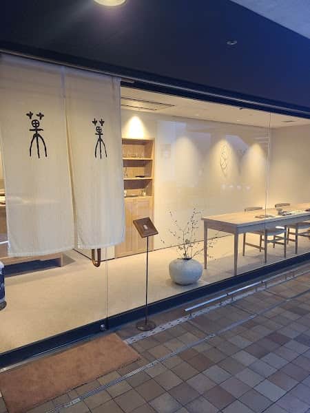 菓菓かはんの店内風景