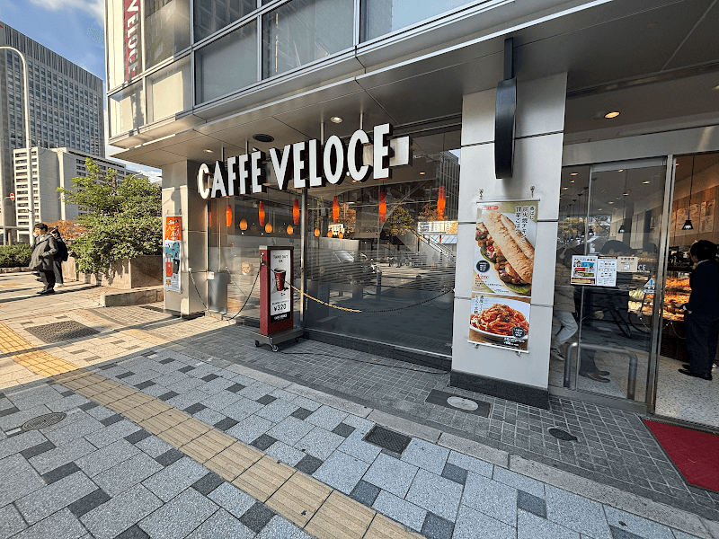 CAFFE VELOCE 淀屋橋店の店内風景