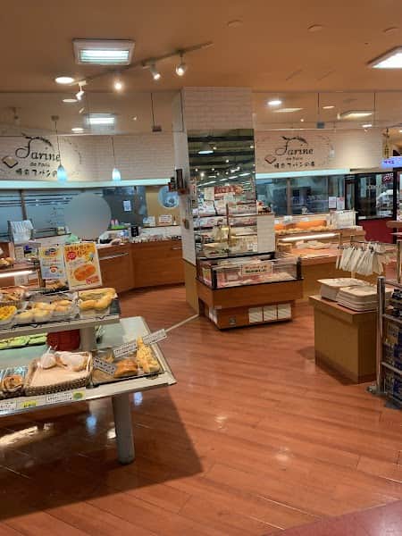 ファリーヌ・ド・パリ 大谷地の店内風景