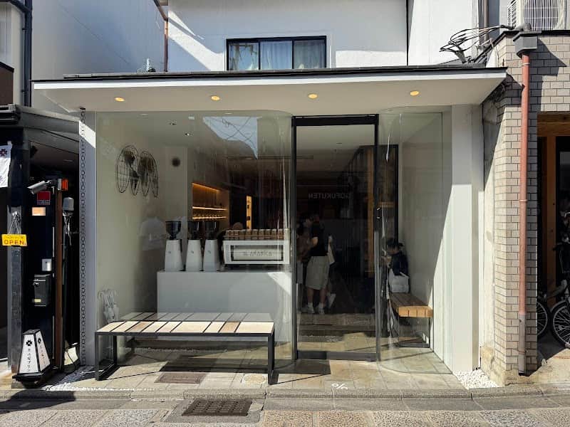 アラビカ 京都 東山の店内風景