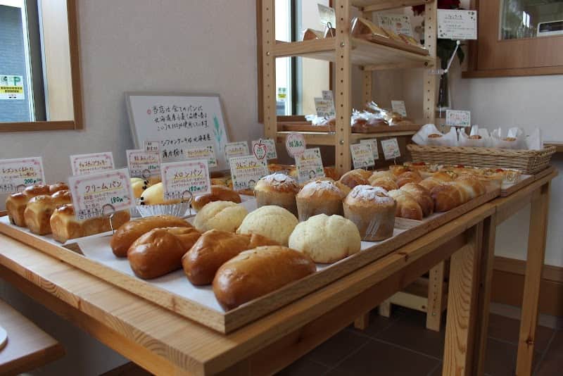 ベーカリータローパンの店内風景