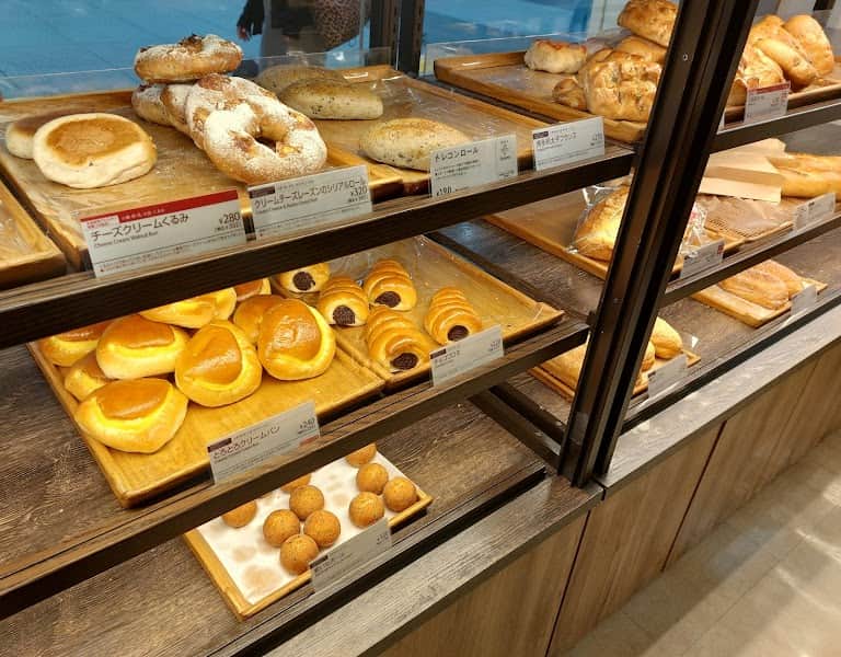 リトルマーメイド 拝島店の店内風景