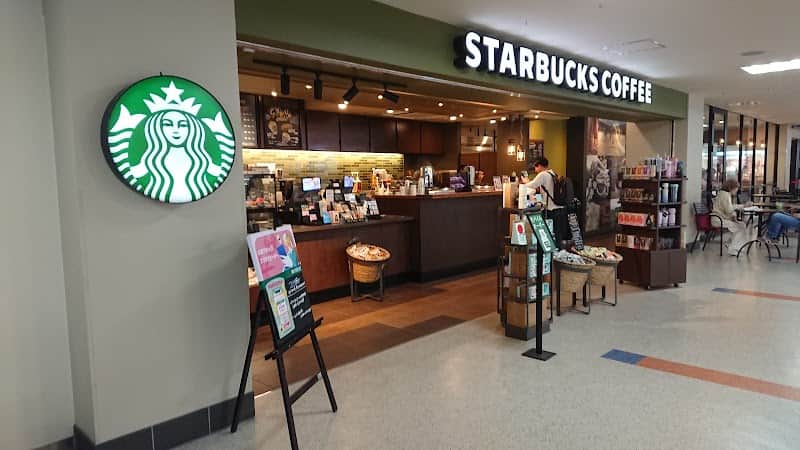 スターバックスコーヒー長崎空港店の店内風景