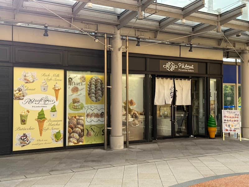 P.G.donut なんばパークス店の店内風景