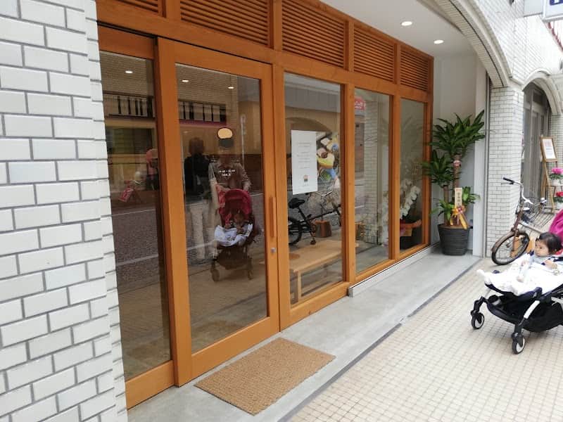 山本パンの店内風景