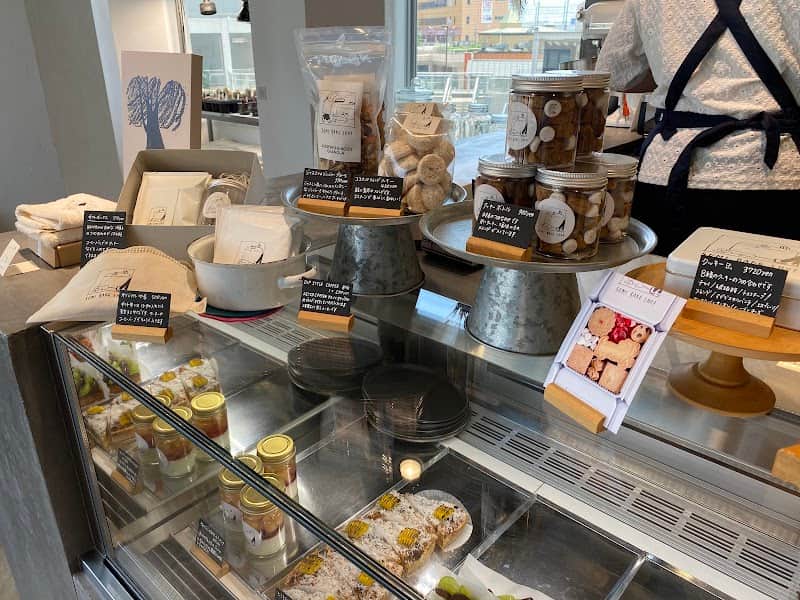 SUMI BAKE SHOPの店内風景
