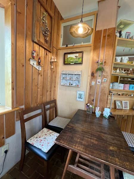 niwacafe ニワカフェの店内風景
