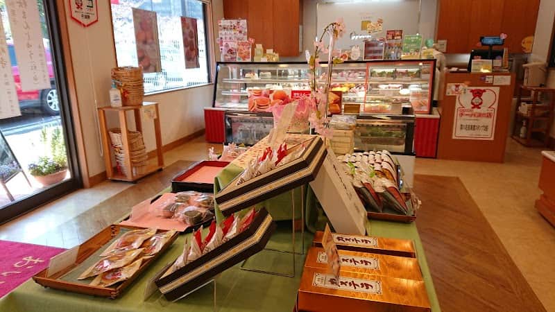 オランダ家 新柏店の店内風景