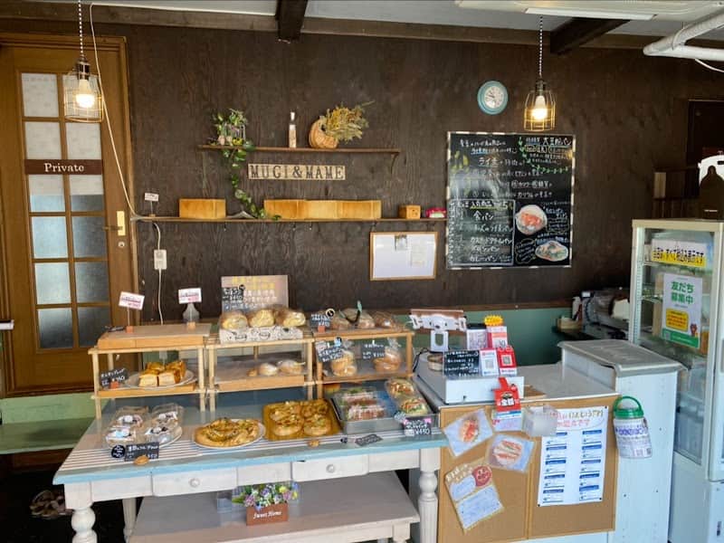 パン処 麦と豆の店内風景