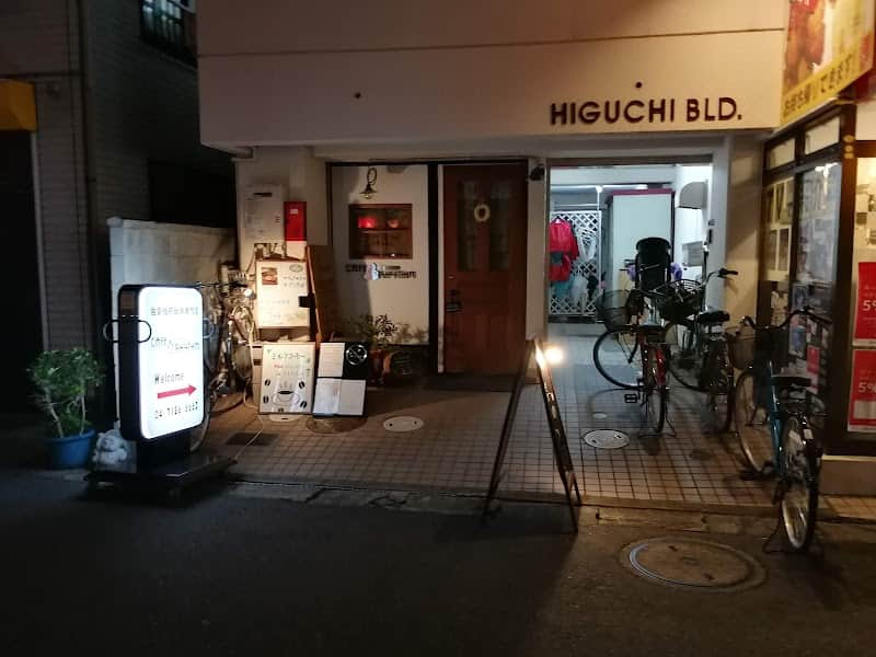 塚田珈琲店（旧CAFE RHYTHM ）の店内風景
