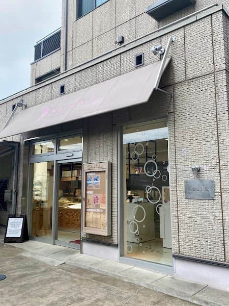 Shinfulaの店内風景
