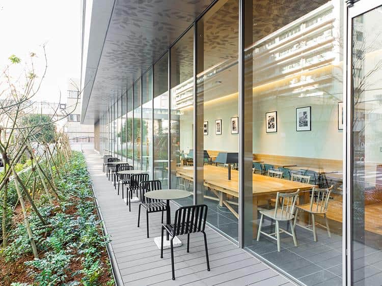 DEAN & DELUCA カフェ 慈恵大学病院の店内風景