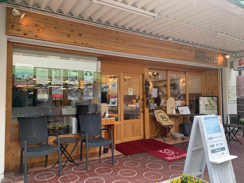 パン工房SAKAGUCHIの店内風景