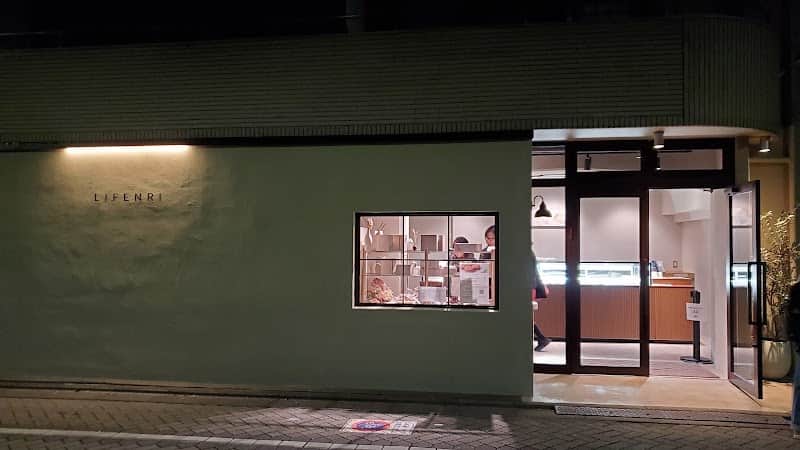LIFENRI リフェンリの店内風景