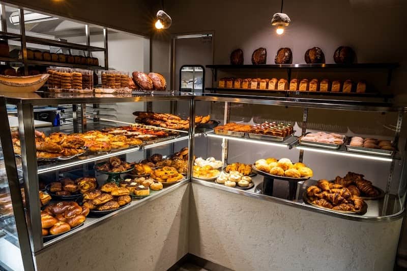 BOULANGERIE SUNの店内風景