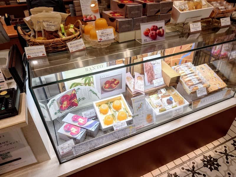 菓子工房 アントレ シャポー船橋店の店内風景